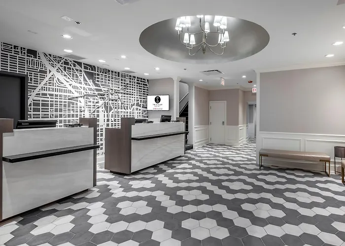 Saint Clair - Magnificent Mile
