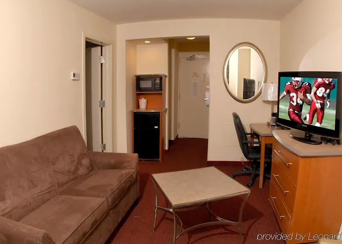 Hotel Saint Clair - Magnificent Mile 4*