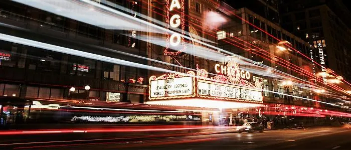 Saint Clair - Magnificent Mile Chicago